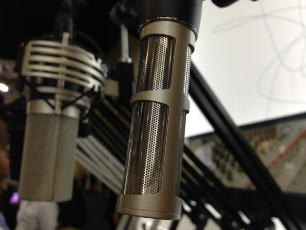  Audio-Technica/铁三角 AT5045 电容话筒