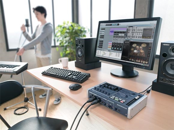 Cakewalk  V-STUDIO 100