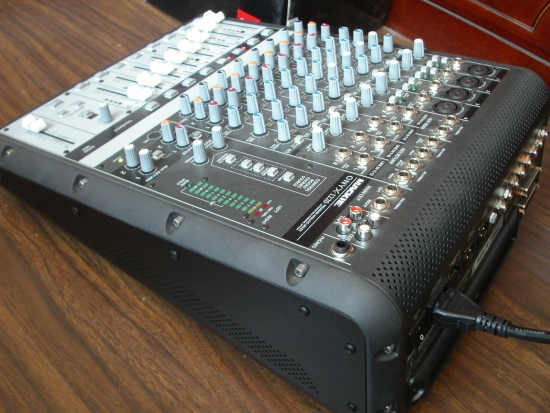 MACKIE 美琪 ONYX 1220 模拟调音台