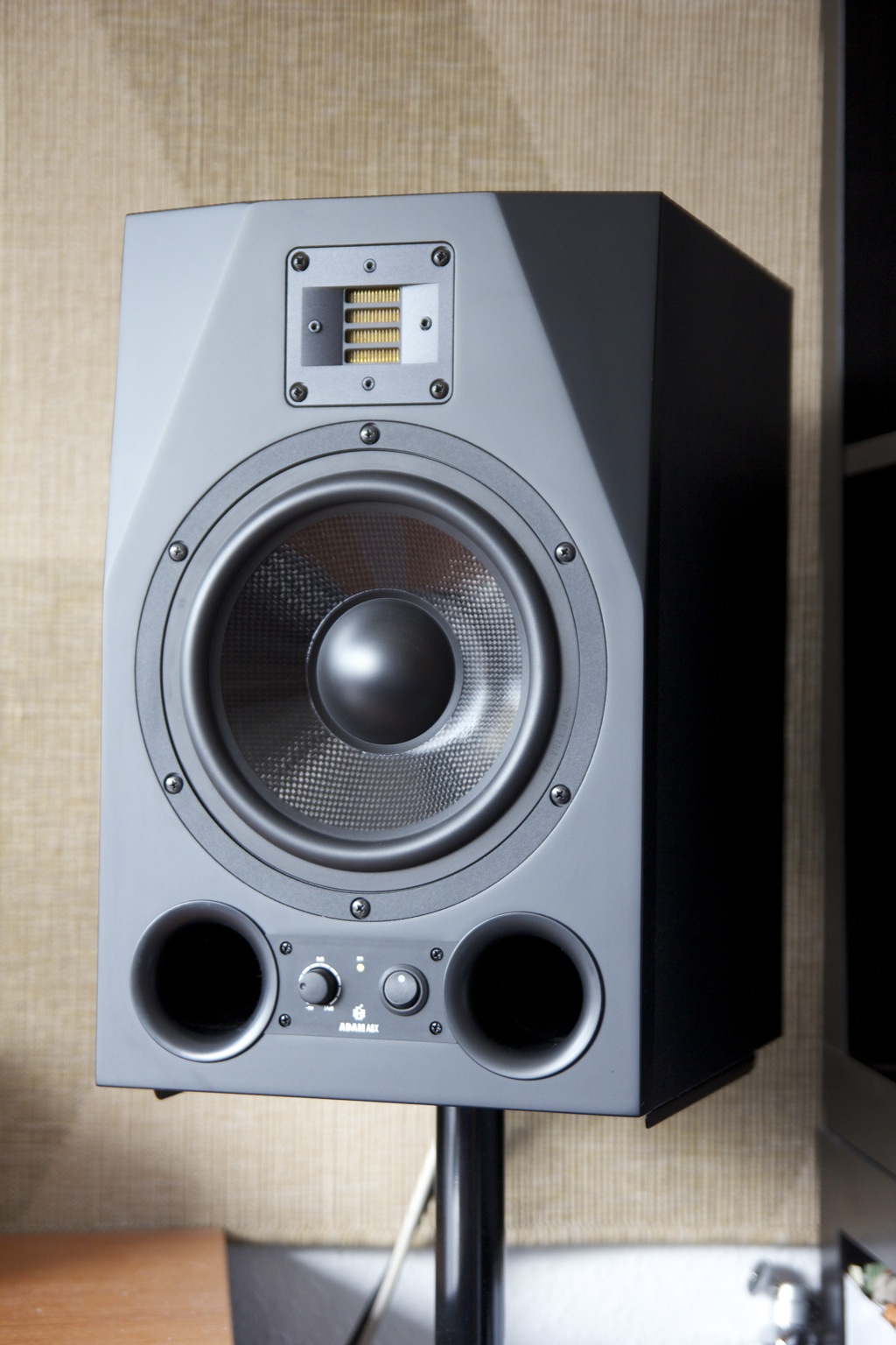 Adam Audio A8X 有源监听音箱